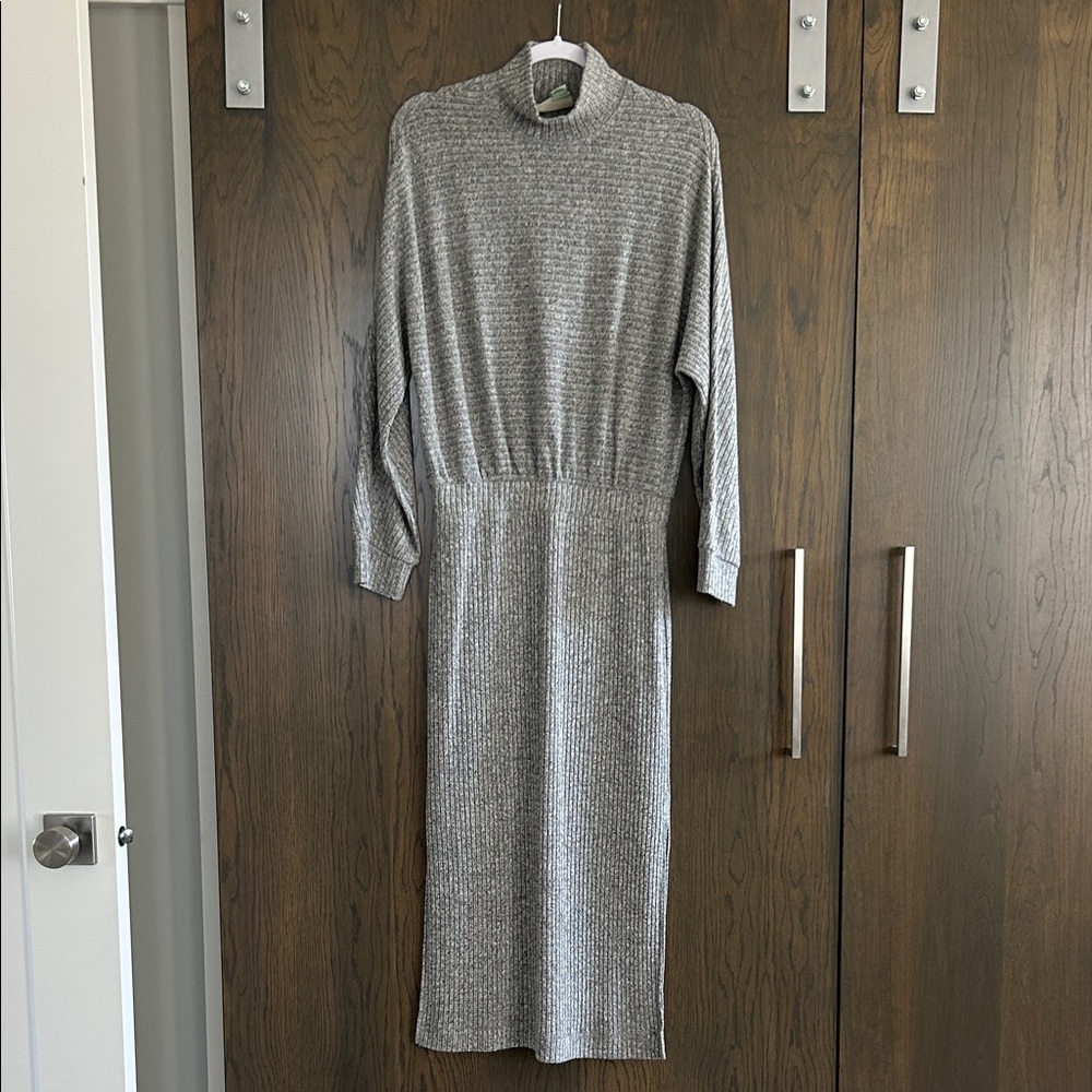 Anthropologie Long Sleeve Gray Sweater Dress